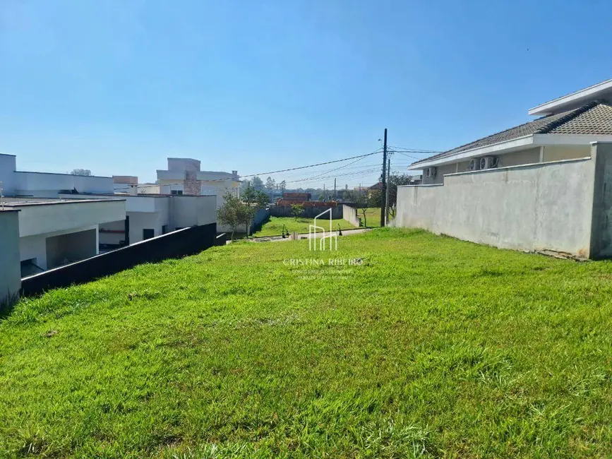 Foto 1 de Terreno / Lote à venda, 300m2 em Bairro do Grama, Cacapava - SP