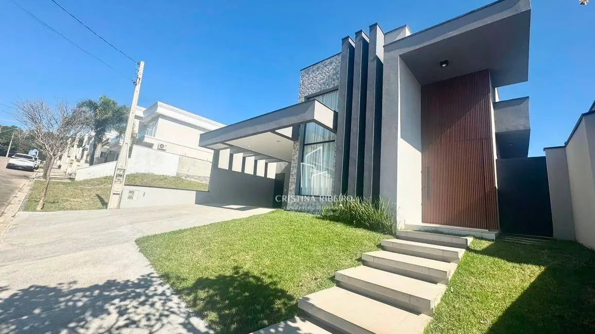 Foto 2 de Casa de Condomínio com 3 quartos à venda, 300m2 em Bairro do Grama, Cacapava - SP