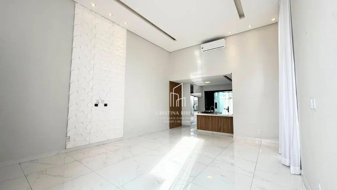 Foto 3 de Casa de Condomínio com 3 quartos à venda, 300m2 em Bairro do Grama, Cacapava - SP