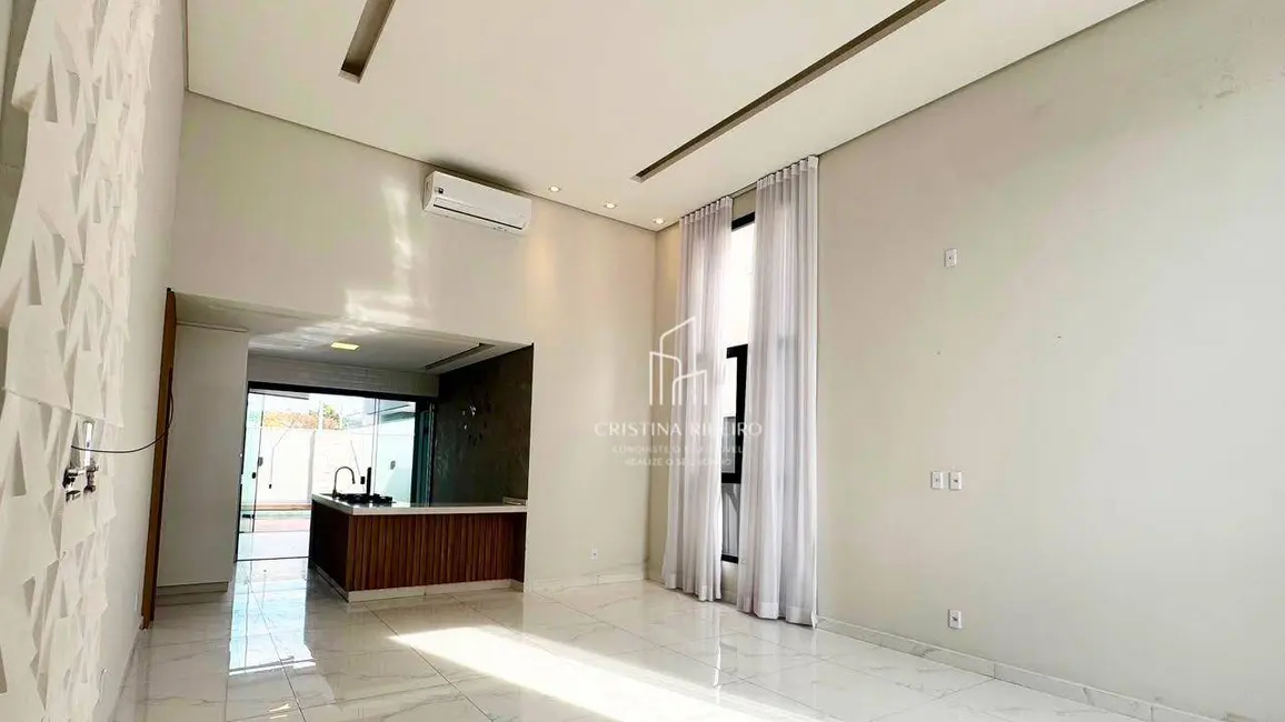 Foto 4 de Casa de Condomínio com 3 quartos à venda, 300m2 em Bairro do Grama, Cacapava - SP