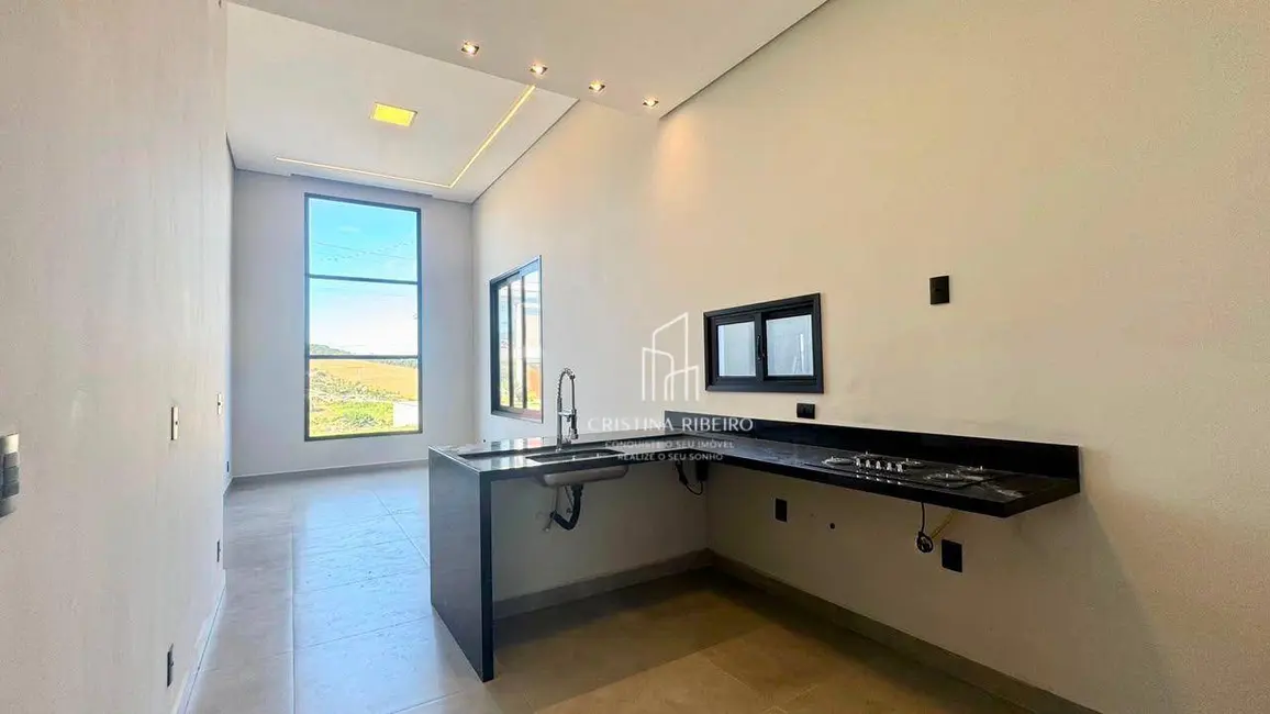 Foto 4 de Casa de Condomínio com 3 quartos à venda, 250m2 em Cacapava - SP
