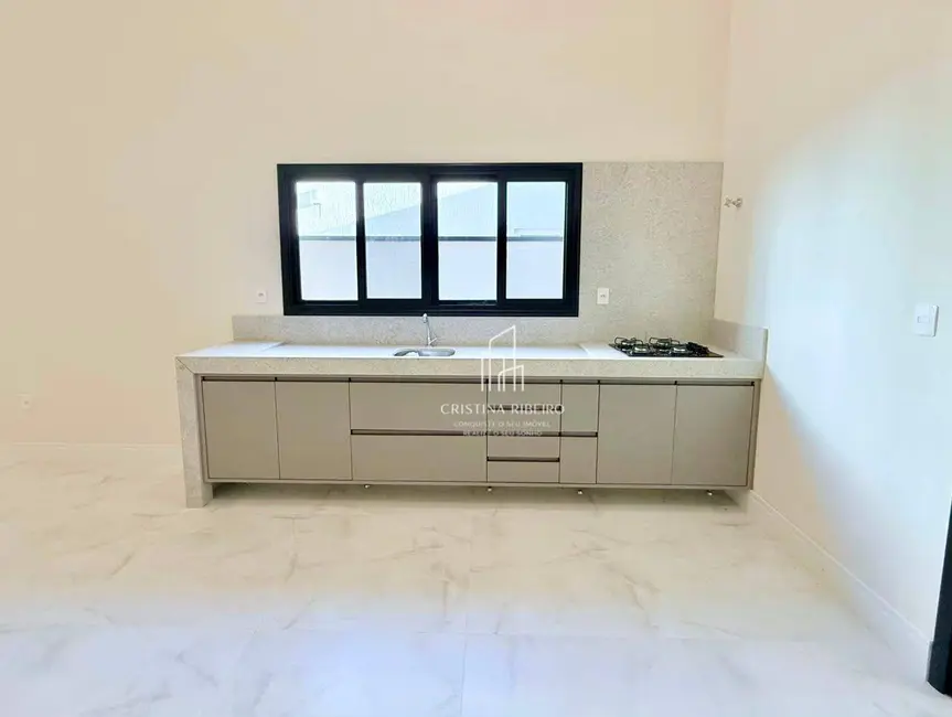 Foto 3 de Casa de Condomínio com 3 quartos à venda, 300m2 em Parque Senhor do Bonfim, Taubate - SP