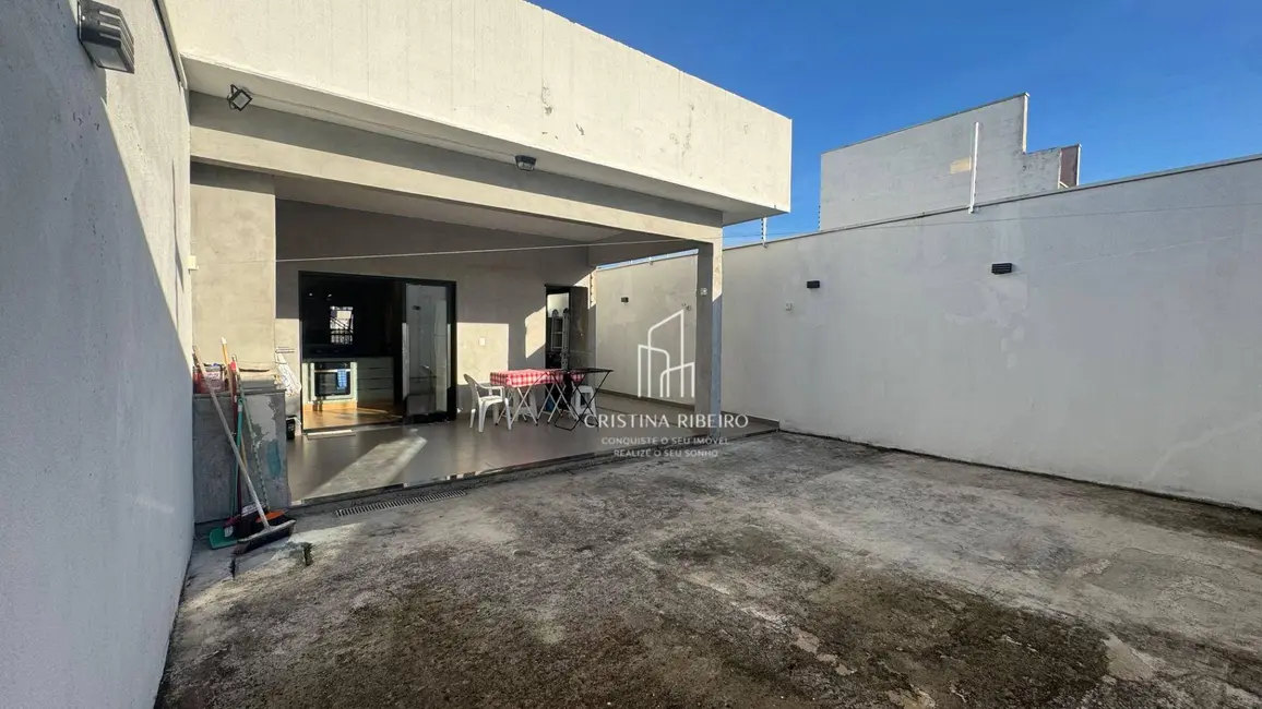 Foto 8 de Casa com 3 quartos à venda, 175m2 em Cacapava - SP