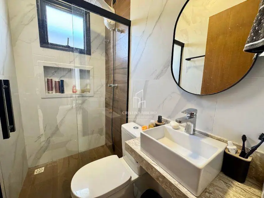 Foto 3 de Sobrado com 2 quartos à venda, 250m2 em Parque Residencial Maria Elmira, Cacapava - SP