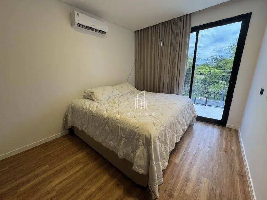Foto 9 de Sobrado com 2 quartos à venda, 250m2 em Parque Residencial Maria Elmira, Cacapava - SP