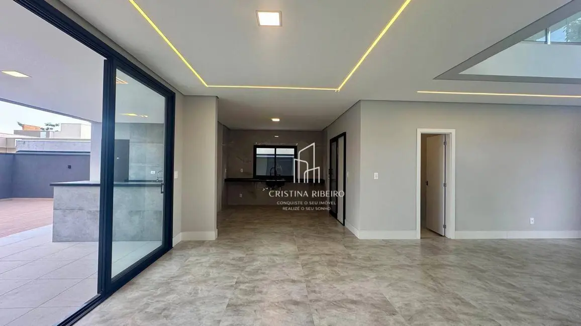 Foto 2 de Sobrado com 3 quartos à venda, 444m2 em Cacapava - SP