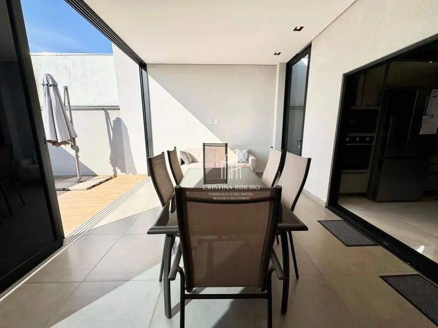 Foto 6 de Casa de Condomínio com 3 quartos à venda, 300m2 em Parque Residencial Maria Elmira, Cacapava - SP
