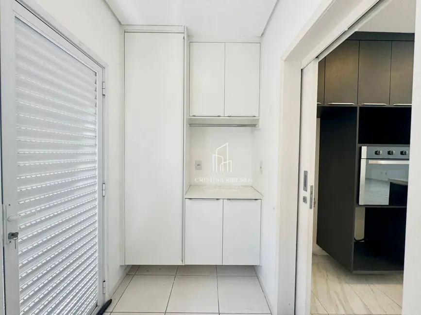 Foto 9 de Sobrado com 4 quartos à venda, 300m2 em Cacapava - SP