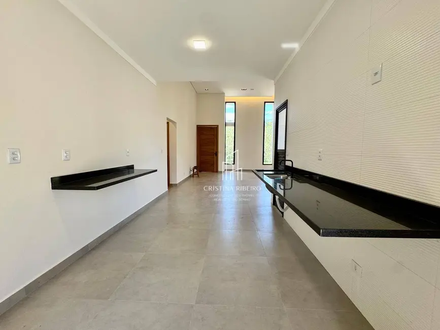 Foto 3 de Casa de Condomínio com 3 quartos à venda, 300m2 em Bairro do Grama, Cacapava - SP