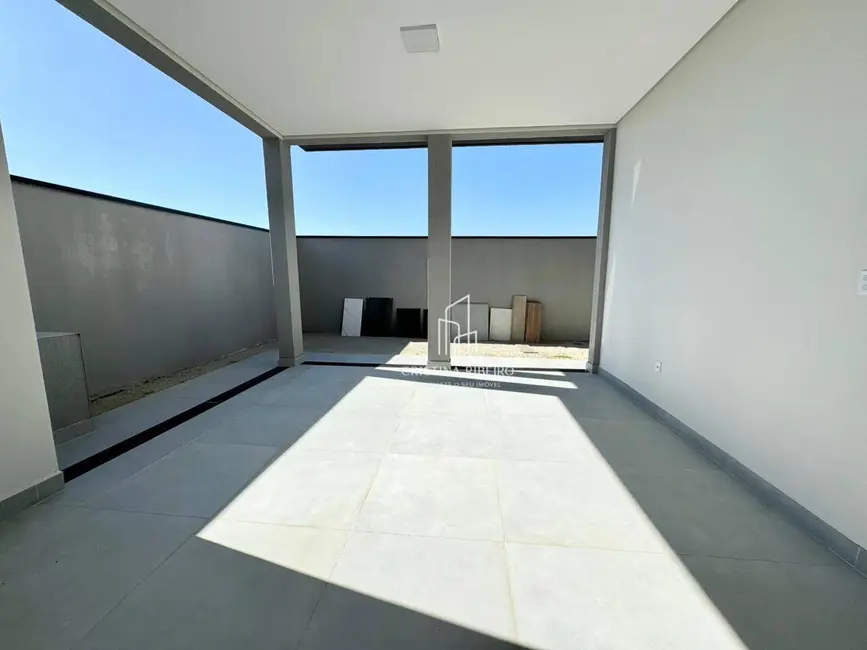 Foto 5 de Casa de Condomínio com 3 quartos à venda, 250m2 em Cacapava - SP