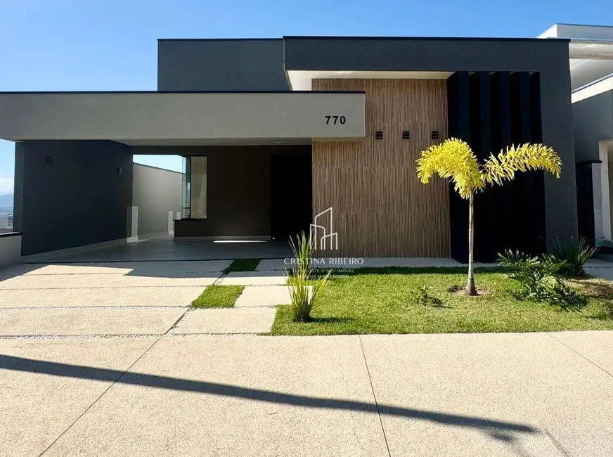 Foto 1 de Casa de Condomínio com 3 quartos à venda, 250m2 em Cacapava - SP