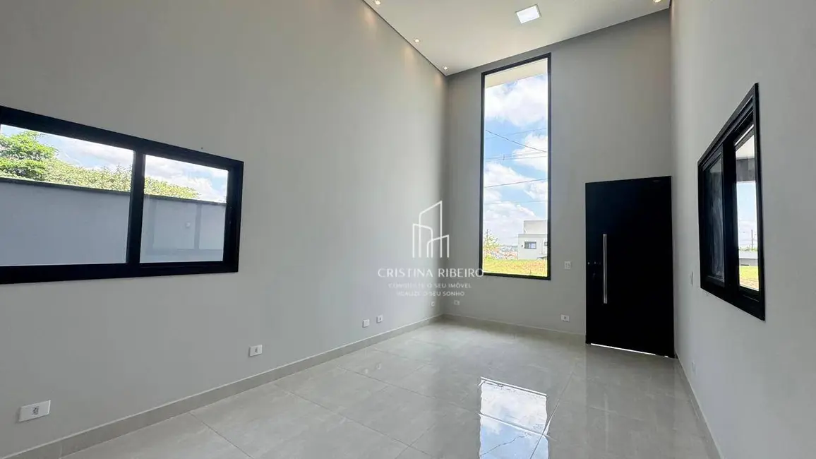 Foto 2 de Casa de Condomínio com 3 quartos à venda, 250m2 em Cacapava - SP