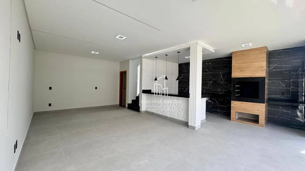 Foto 5 de Casa de Condomínio com 3 quartos à venda, 250m2 em Cacapava - SP