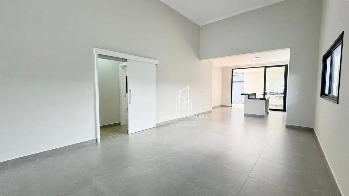 Foto 4 de Casa de Condomínio com 3 quartos à venda, 300m2 em Parque Senhor do Bonfim, Taubate - SP