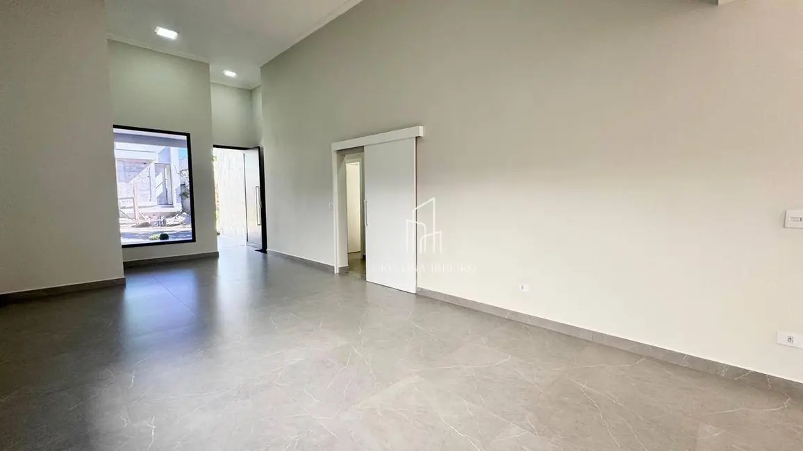 Foto 2 de Casa de Condomínio com 3 quartos à venda, 300m2 em Parque Senhor do Bonfim, Taubate - SP