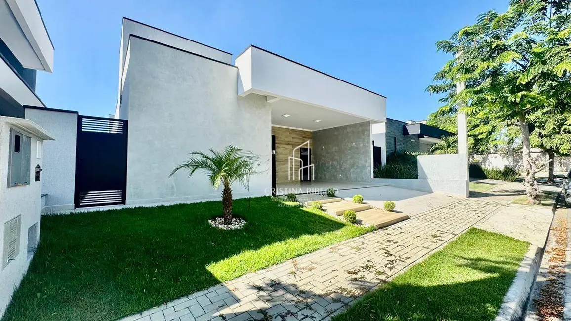 Foto 1 de Casa de Condomínio com 3 quartos à venda, 300m2 em Parque Senhor do Bonfim, Taubate - SP