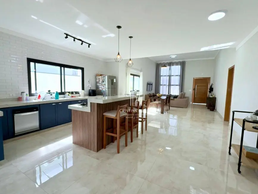 Foto 5 de Casa de Condomínio com 4 quartos à venda, 540m2 em Condomínio Residencial Ecopark Bourbon, Cacapava - SP