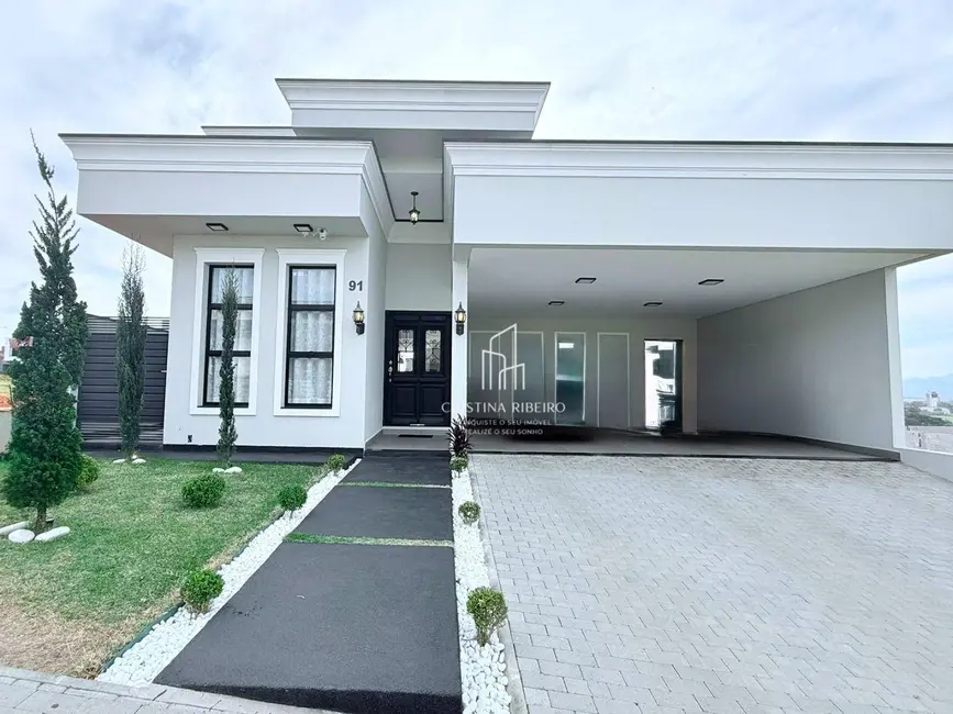 Casa de Condomínio com 3 quartos à venda, 360m2 em Parque Residencial Maria Elmira, Cacapava - SP - imagem 1 Foto 1 de Casa de Condomínio com 3 quartos à venda, 360m2 em Parque Residencial Maria Elmira, Cacapava - SP