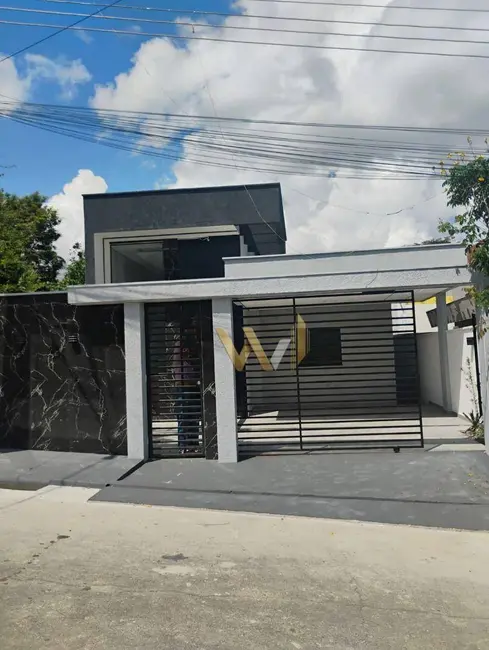 Foto 2 de Casa de Condomínio com 3 quartos à venda, 200m2 em Tarumã, Manaus - AM