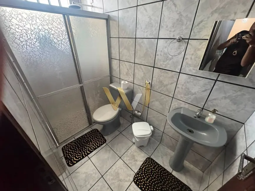 Foto 3 de Casa com 3 quartos à venda, 300m2 em Redenção, Manaus - AM