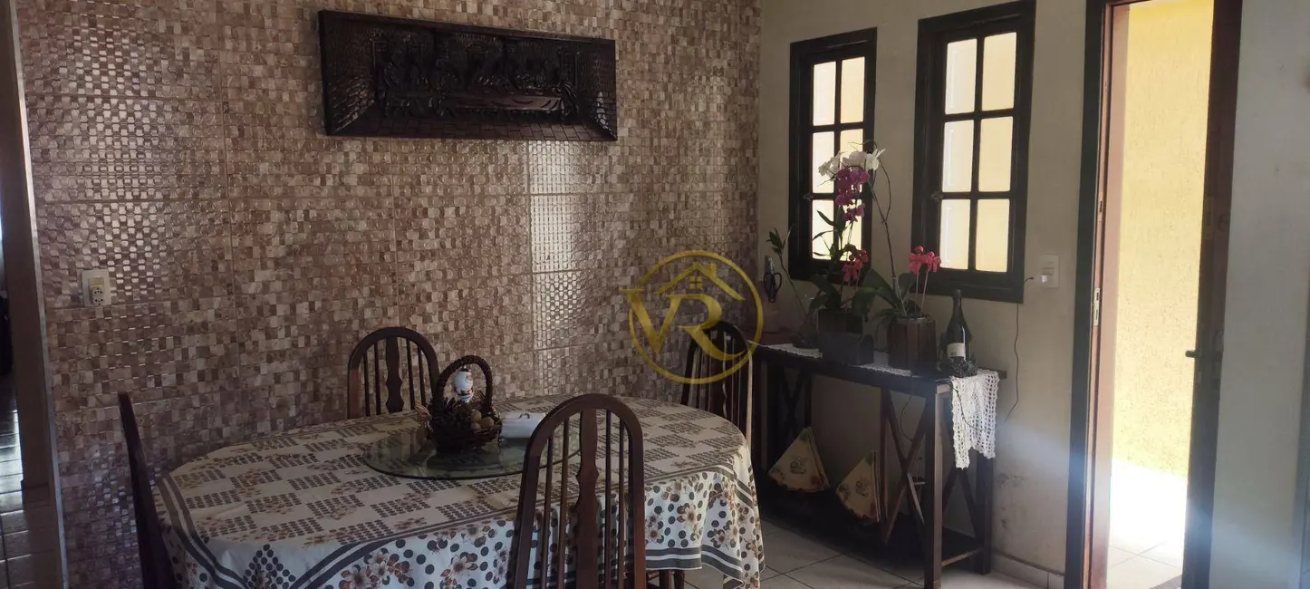 Sobrado com 3 quartos à venda, 222m2 em Vila Augusta, Guarulhos - SP - imagem 8 Foto 8 de Sobrado com 3 quartos à venda, 222m2 em Vila Augusta, Guarulhos - SP