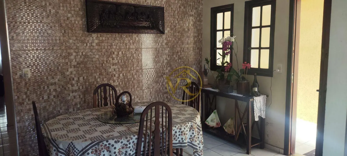 Sobrado com 3 quartos à venda, 222m2 em Vila Augusta, Guarulhos - SP - imagem 9 Foto 9 de Sobrado com 3 quartos à venda, 222m2 em Vila Augusta, Guarulhos - SP
