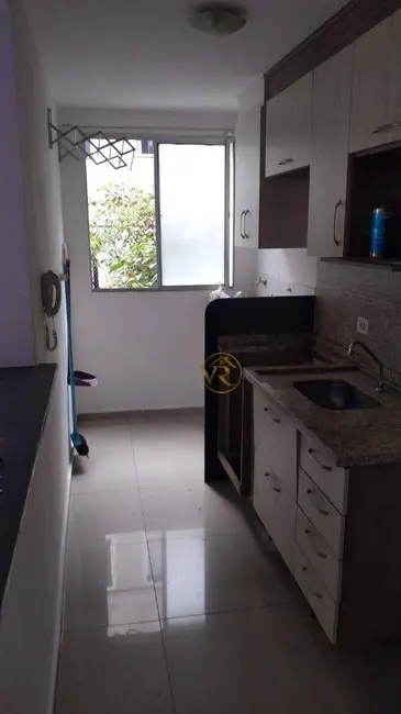 Foto 4 de Apartamento com 2 quartos à venda, 45m2 em Água Chata, Guarulhos - SP