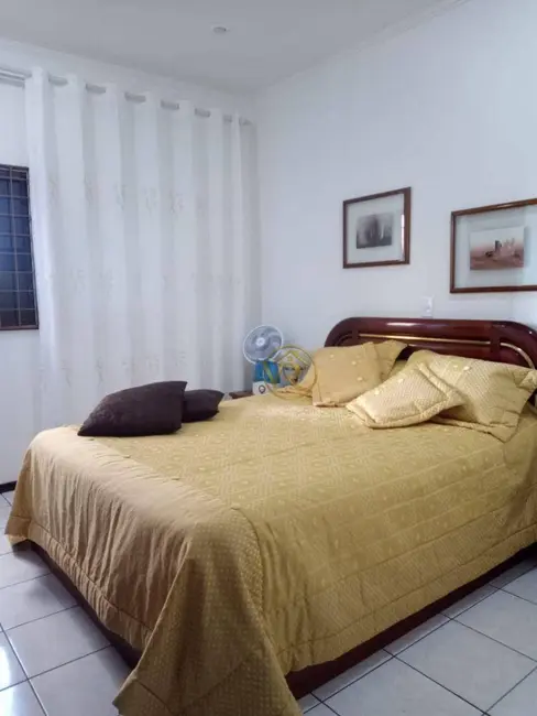 Foto 8 de Sobrado com 3 quartos à venda, 256m2 em Vila Augusta, Guarulhos - SP