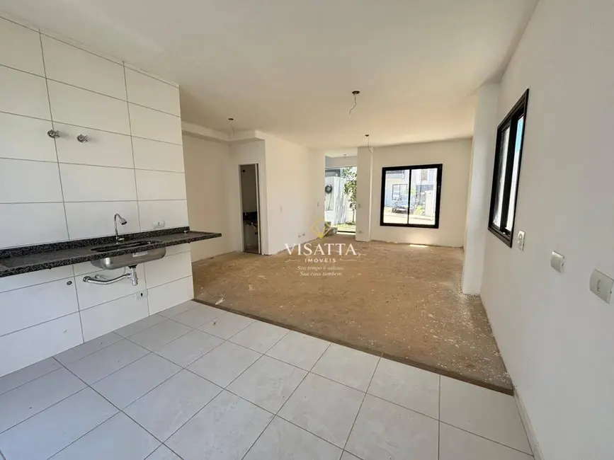 Casa de Condomínio com 3 quartos à venda, 133m2 em Capuava, Embu Das Artes - SP - imagem 4 Foto 4 de Casa de Condomínio com 3 quartos à venda, 133m2 em Capuava, Embu Das Artes - SP