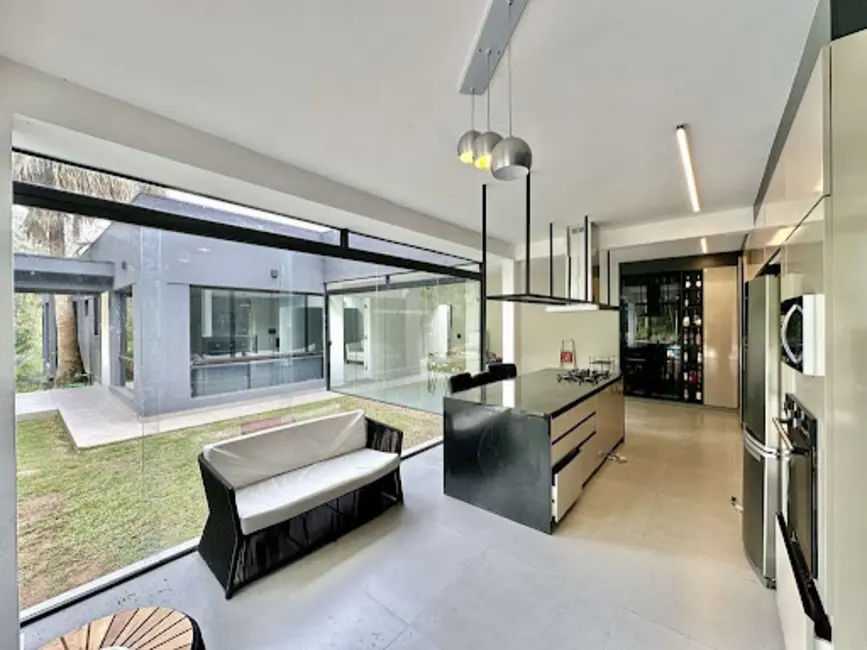 Foto 7 de Casa de Condomínio com 4 quartos à venda, 812m2 em Jardim Indaiá, Embu Das Artes - SP