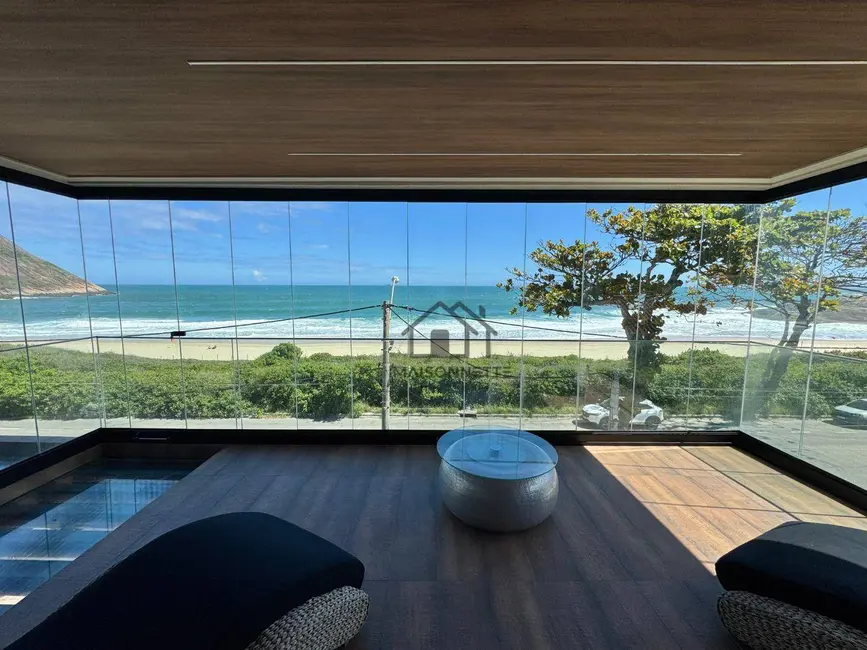 Foto 4 de Casa com 4 quartos à venda, 620m2 em Itacoatiara, Niteroi - RJ