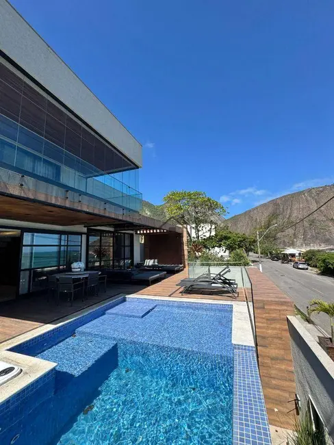 Foto 7 de Casa com 4 quartos à venda, 620m2 em Itacoatiara, Niteroi - RJ