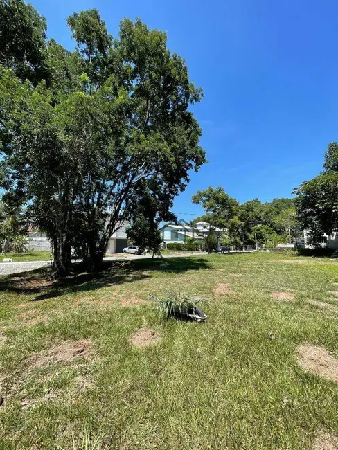 Foto 5 de Terreno / Lote à venda, 392m2 em Piratininga, Niteroi - RJ