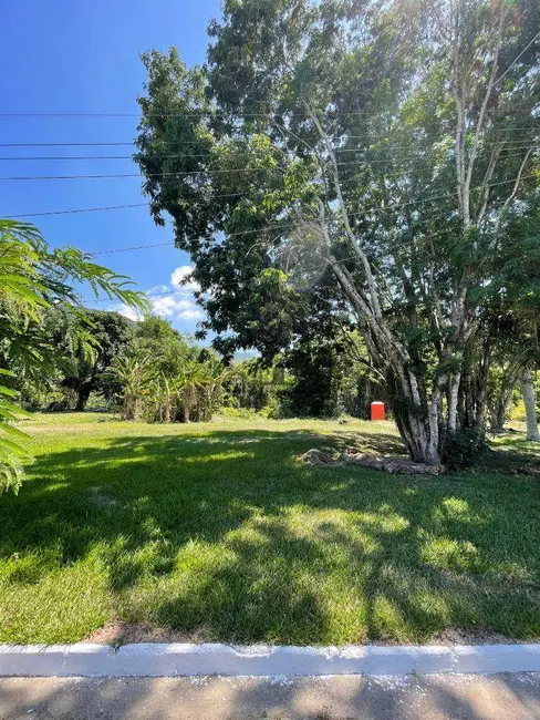 Foto 3 de Terreno / Lote à venda, 392m2 em Piratininga, Niteroi - RJ