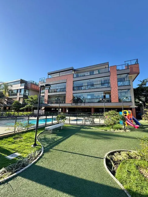 Apartamento com 3 quartos à venda, 128m2 em Piratininga, Niteroi - RJ - imagem 3 Foto 3 de Apartamento com 3 quartos à venda, 128m2 em Piratininga, Niteroi - RJ