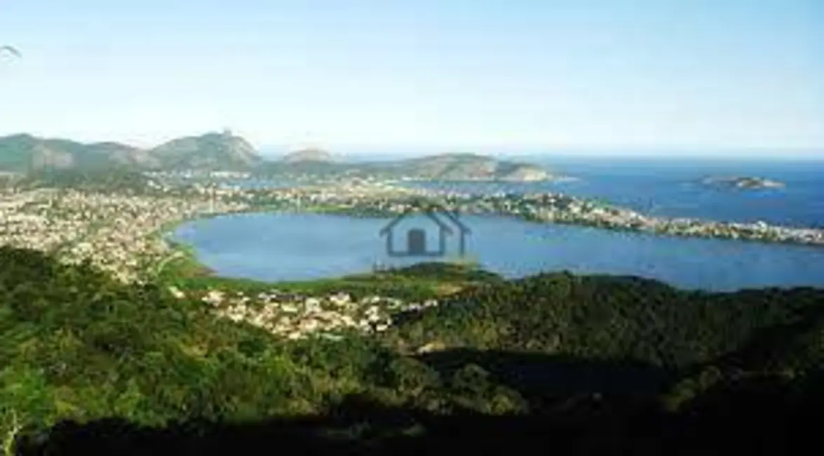 Casa com 4 quartos à venda, 280m2 em Itaipu, Niteroi - RJ - imagem 8 Foto 8 de Casa com 4 quartos à venda, 280m2 em Itaipu, Niteroi - RJ