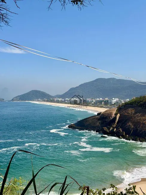 Foto 9 de Terreno / Lote à venda, 430m2 em Camboinhas, Niteroi - RJ