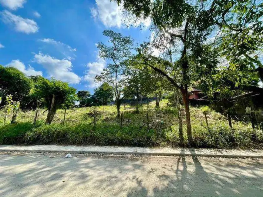 Foto 1 de Terreno / Lote à venda, 607m2 em Itaipu, Niteroi - RJ