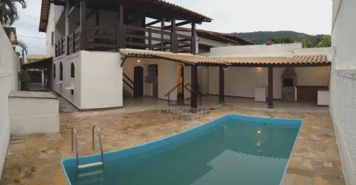 Foto 1 de Casa com 5 quartos à venda, 380m2 em Marazul, Niteroi - RJ