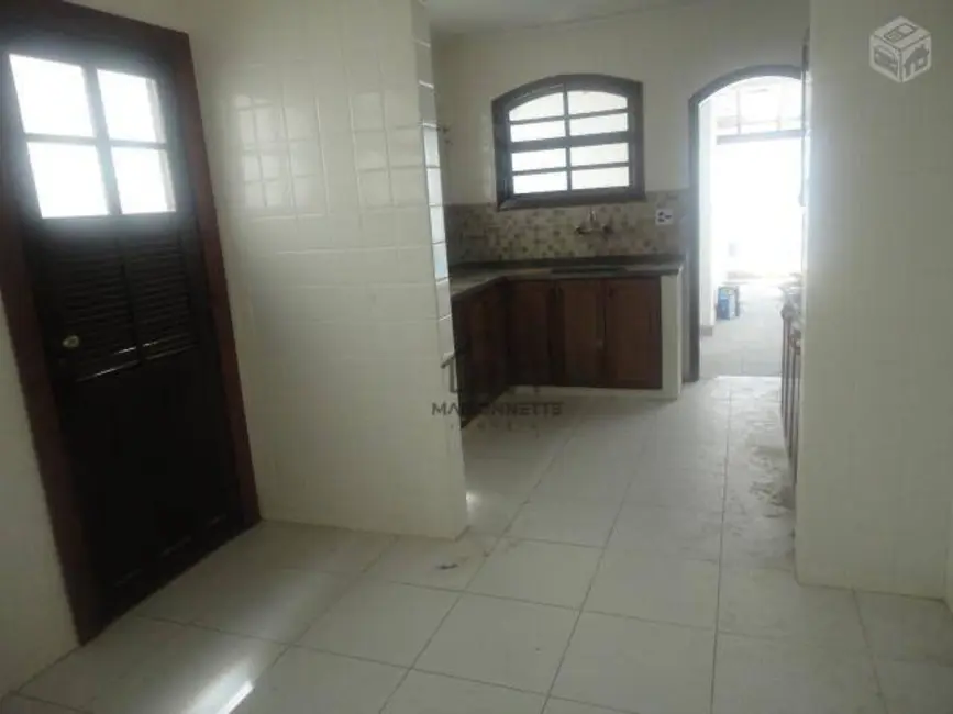Foto 8 de Casa com 5 quartos à venda, 380m2 em Marazul, Niteroi - RJ