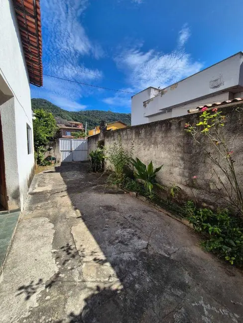 Foto 3 de Terreno / Lote à venda, 961m2 em Piratininga, Niteroi - RJ