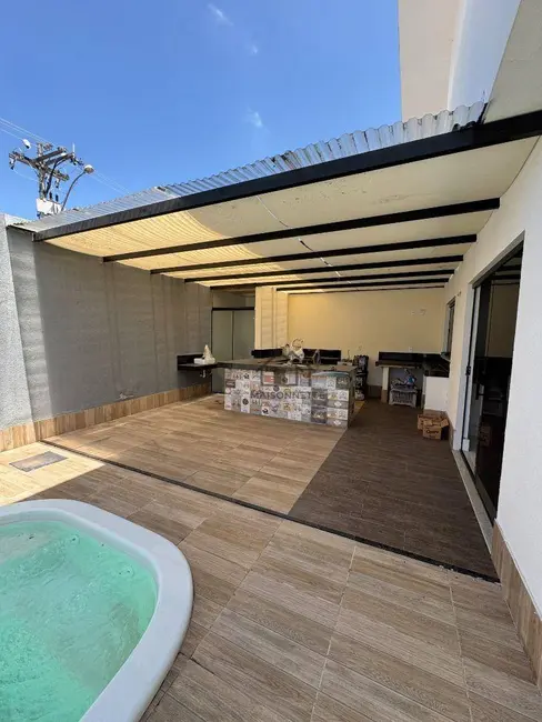 Casa com 4 quartos à venda, 180m2 em Piratininga, Niteroi - RJ - imagem 9 Foto 9 de Casa com 4 quartos à venda, 180m2 em Piratininga, Niteroi - RJ