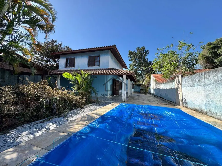 Foto 1 de Casa com 3 quartos à venda, 480m2 em Serra Grande, Niteroi - RJ