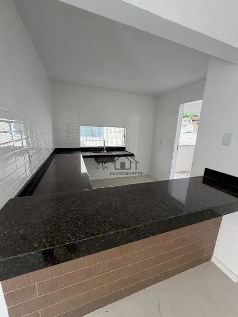 Foto 3 de Casa com 3 quartos à venda, 140m2 em Itaipu, Niteroi - RJ