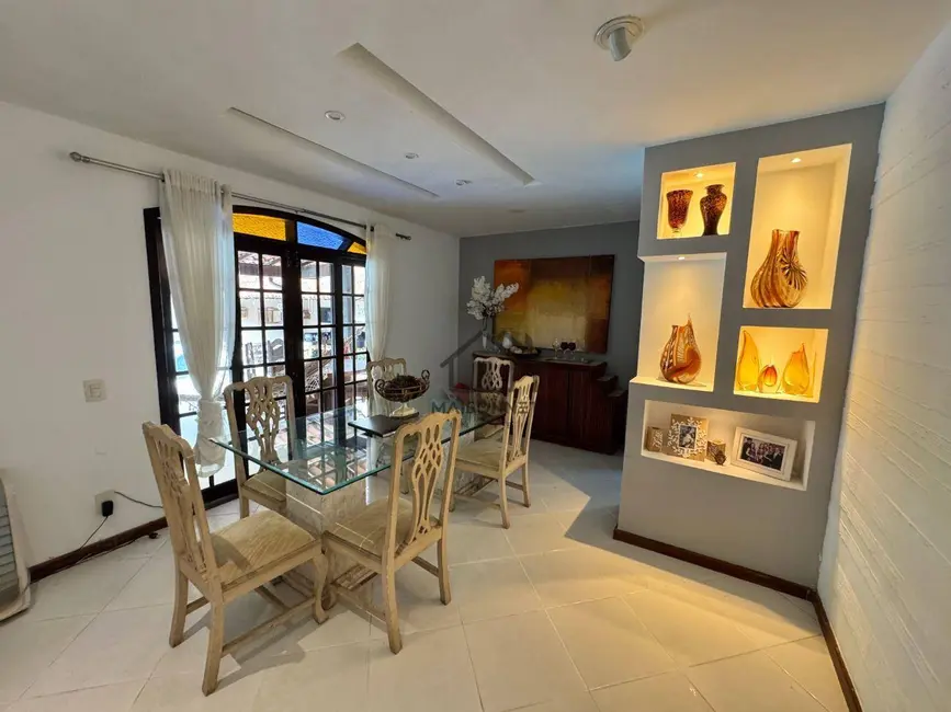 Casa com 4 quartos à venda, 1000m2 em Itaipu, Niteroi - RJ - imagem 6 Foto 6 de Casa com 4 quartos à venda, 1000m2 em Itaipu, Niteroi - RJ