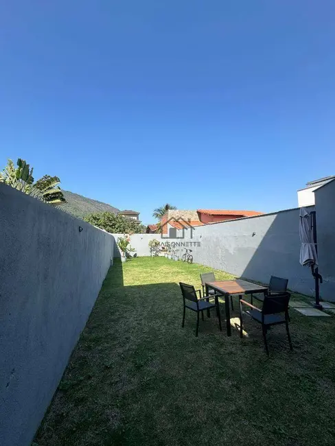 Casa com 4 quartos à venda, 180m2 em Itaipu, Niteroi - RJ - imagem 8 Foto 8 de Casa com 4 quartos à venda, 180m2 em Itaipu, Niteroi - RJ