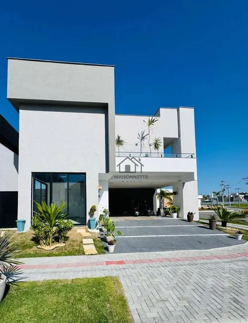 Foto 4 de Casa de Condomínio com 6 quartos à venda, 440m2 em Cajueiros (Itaipuaçu), Marica - RJ