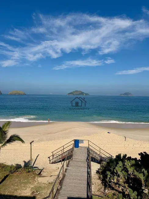 Foto 7 de Terreno / Lote à venda, 384m2 em Piratininga, Niteroi - RJ
