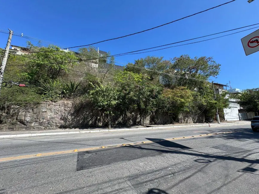 Foto 3 de Terreno / Lote à venda, 1350m2 em Piratininga, Niteroi - RJ