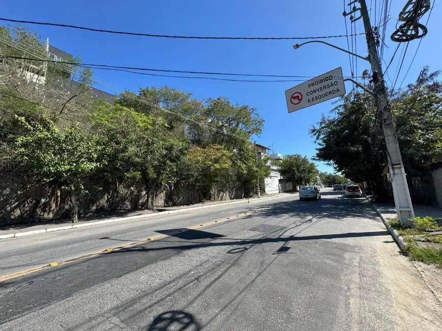 Foto 6 de Terreno / Lote à venda, 1350m2 em Piratininga, Niteroi - RJ